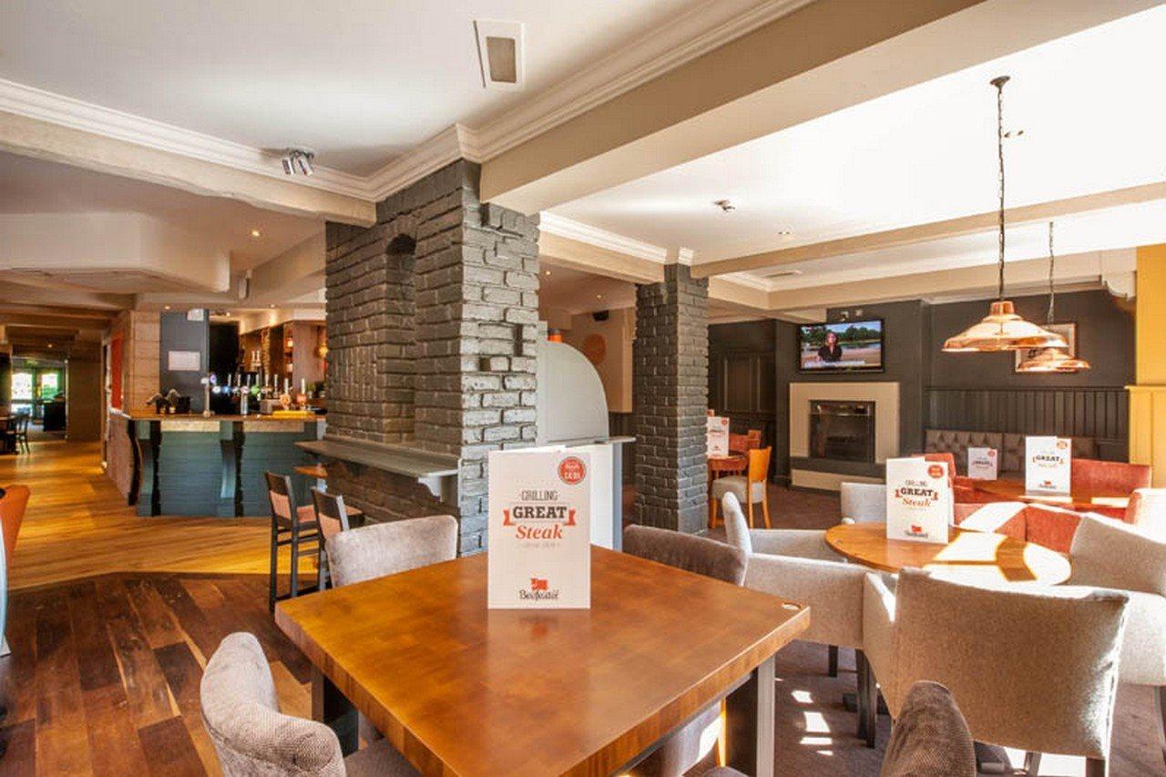 Premier Inn Telford Central Eksteriør billede